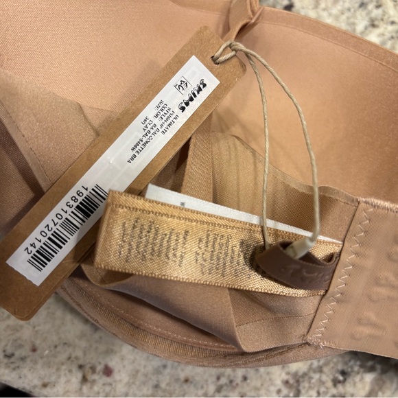 New with tags Skims Ultimate Push-up Bra Balconette 34D - Picture 5 of 6